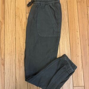 Athleta olive/grey farralon Joggers